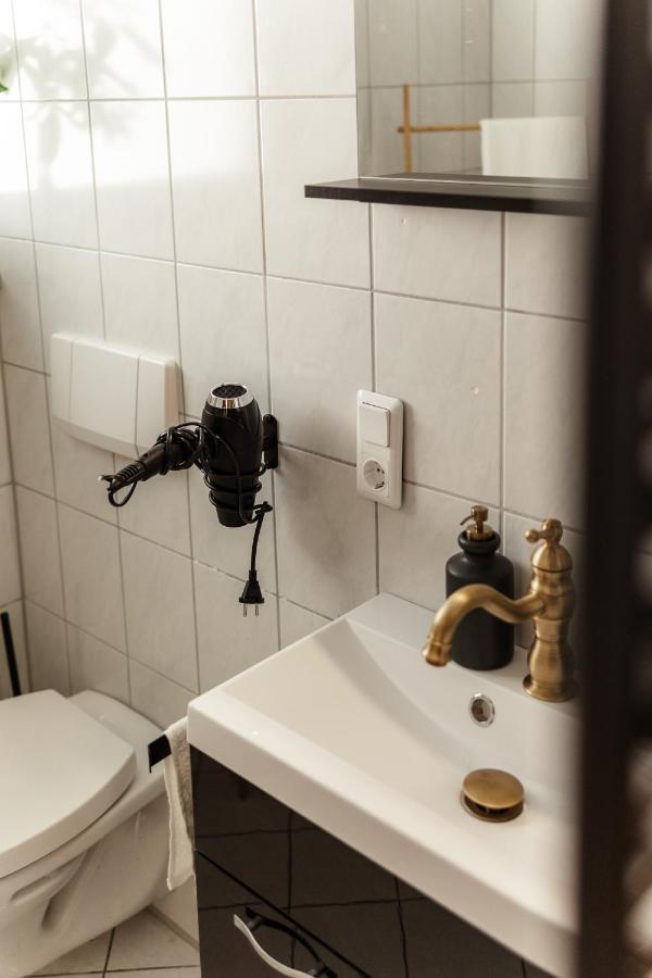 Casa D'Oro Apartment ฟรีดริชส์ฮาเฟน ภายนอก รูปภาพ